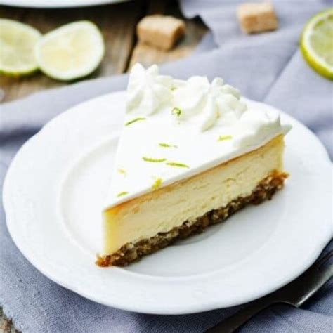 no-bake-lime-cheesecake-with-gingersnap-crust image