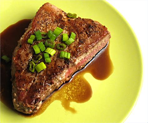 seared-tuna-pepper-steaks-recipe-friendseat image