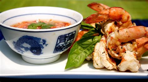 grilled-basil-garlic-shrimp-with-chili-lime-dipping-sauce image