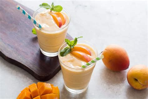 healthy-vegan-frozen-peach-mango-smoothie-my image