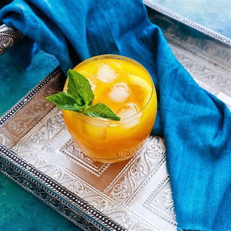 mango-lemonade-recipe-by-archanas-kitchen image