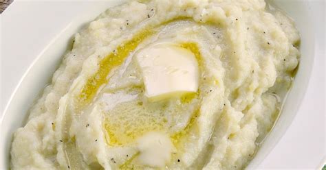 lemon-garlic-mashed-cauliflower-potatoes-bobbis image