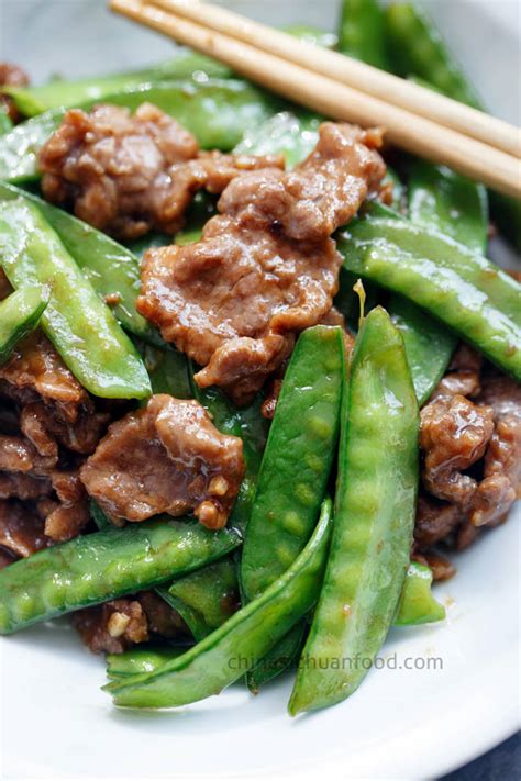 beef-with-snow-pea-stir-fry-china-sichuan-food image