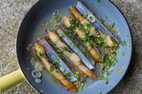 asian-style-razor-clam-recipes-seafood-recipe-the image