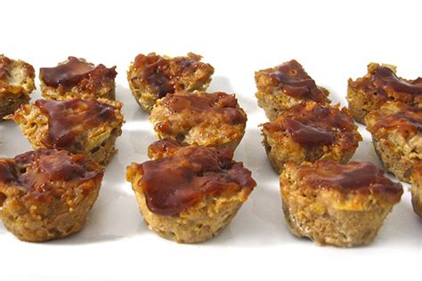 skinny-meatloaf-muffins-with-barbecue-sauce image