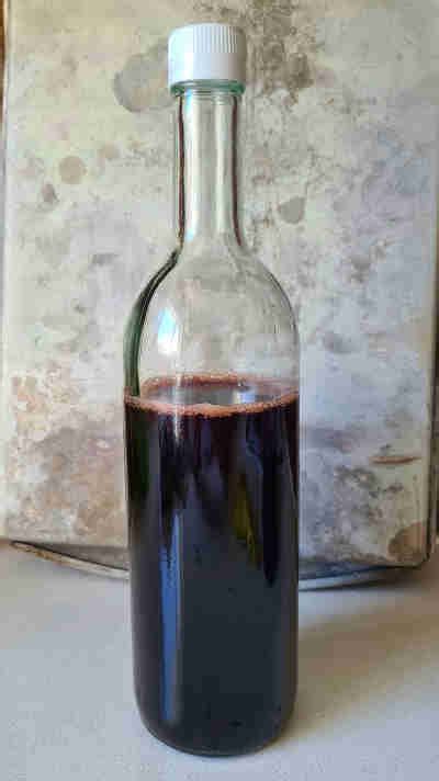 homemade-red-wine-vinegar-food-fermentation-tips image