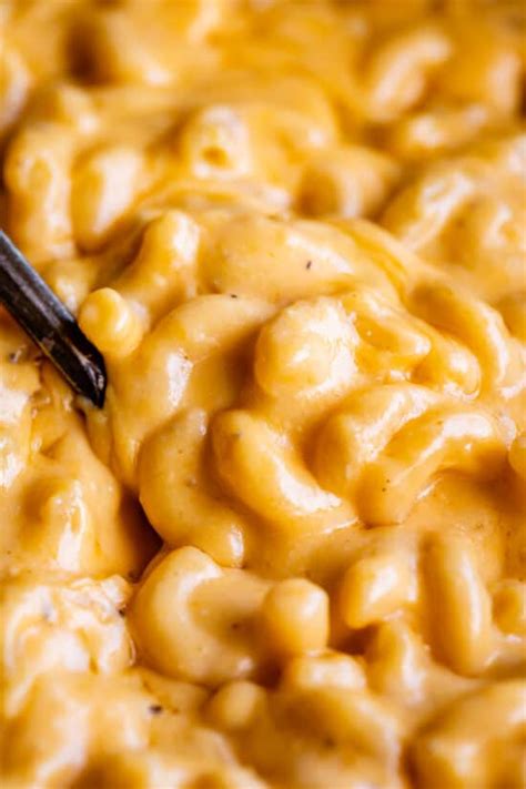 to-die-for-slow-cooker-mac-and-cheese-the-food image