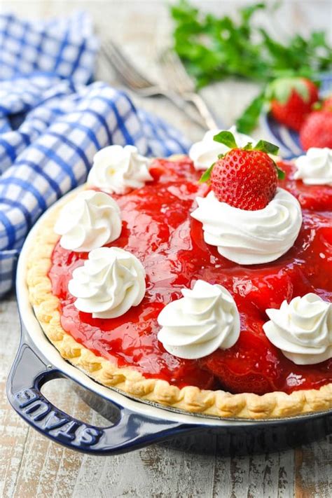 old-fashioned-strawberry-pie image