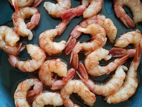 sweet-spicy-shrimp-recipe-easy-shrimp image