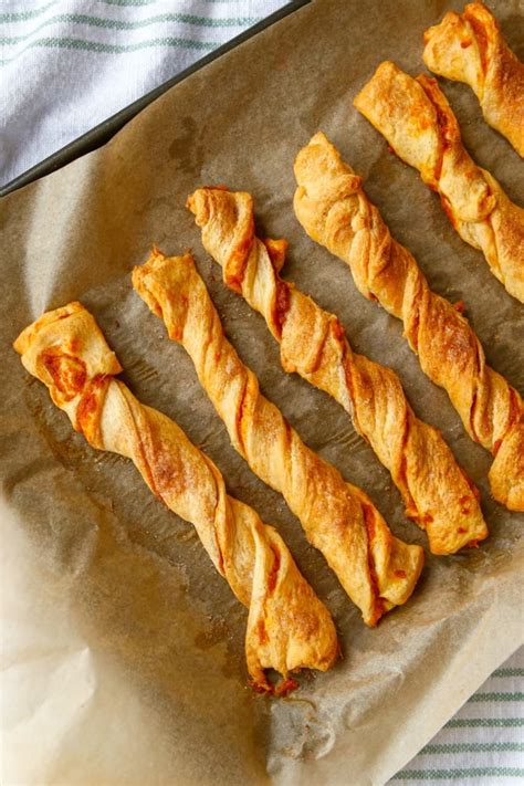 puff-pastry-twists-pumpkin-spice-juggling-act-mama image
