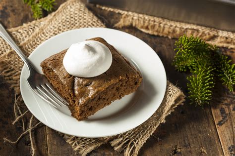 recipe-for-buttermilk-gingerbread-the-spruce-eats image