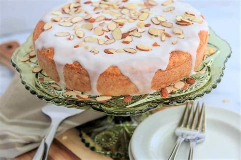 best-almond-cake-recipe-low-carb-sugar-free image