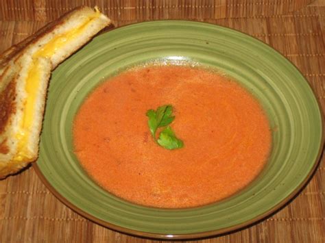 4-bs-style-cream-of-tomato-soup-tasty-kitchen image
