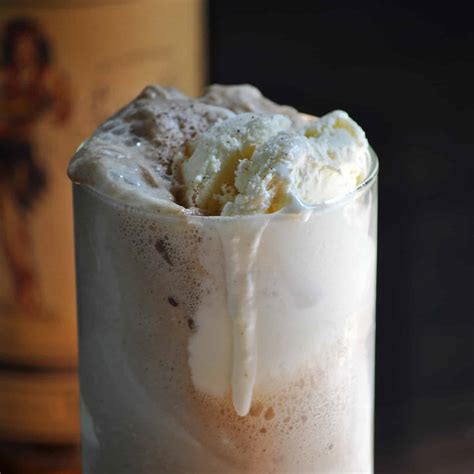 root-beer-float-with-rum-ice-cream-ofbatterdough image