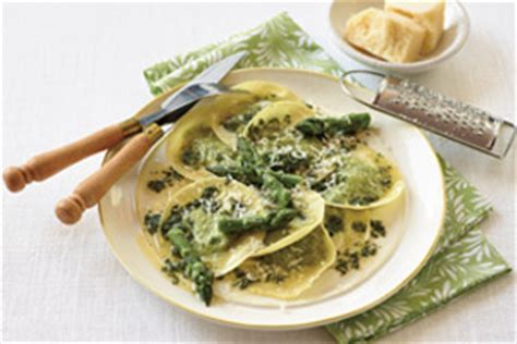 asparagus-ravioli-with-basil-butter-foodland-ontario image