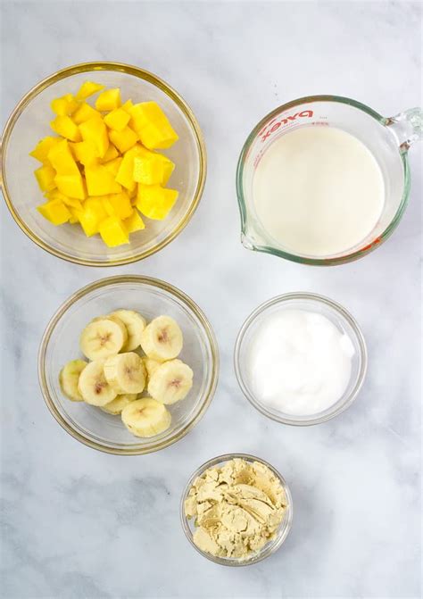 mango-banana-smoothie-high-protein-and-vegan image