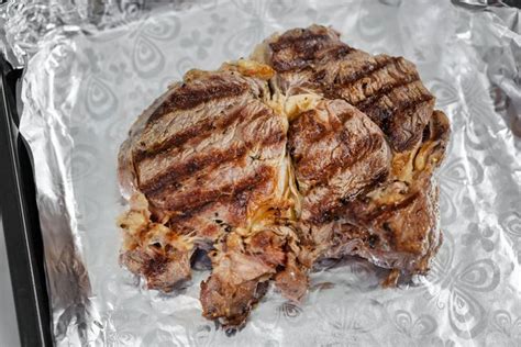 how-to-cook-a-foil-wrapped-steak-in-the-oven-livestrong image