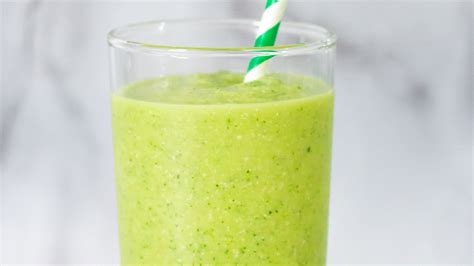 broccoli-banana-pineapple-green-smoothie image