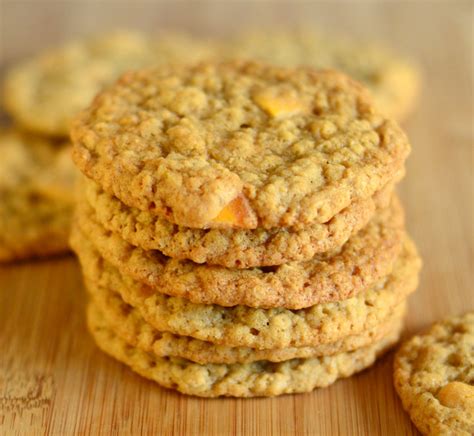 mango-oatmeal-cookies-baking-bites image