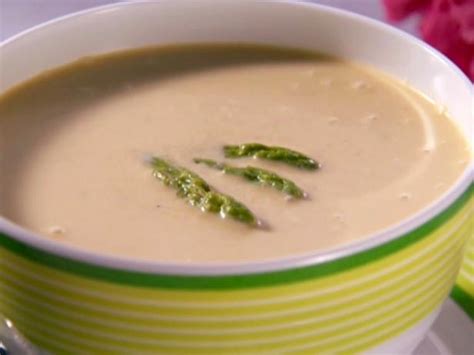 cream-of-asparagus-soup-recipe-sandra-lee-food image