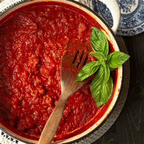easy-family-style-sunday-spaghetti-sauce-recipe-perfect image
