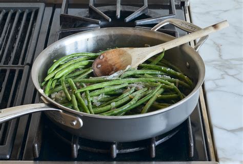 french-green-beans-with-shallots-once-upon-a-chef image