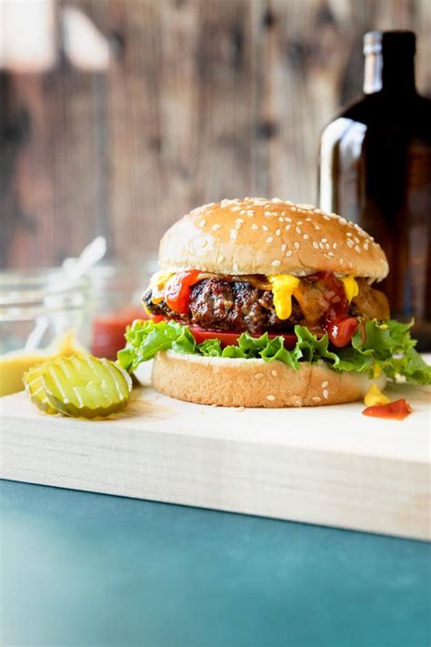 perfect-grilled-burger-recipe-moms-dinner image