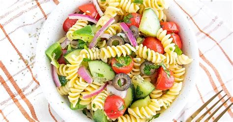 vegan-italian-pasta-salad-plantwell image
