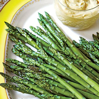 asparagus-with-curry-dip image
