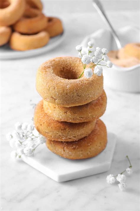 cinnamon-spiced-baked-donuts-bakers-table image