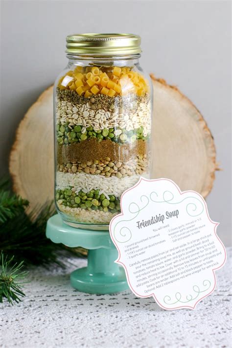 friendship-soup-in-a-jar-a-christmas-gift-in-a-mason-jar image