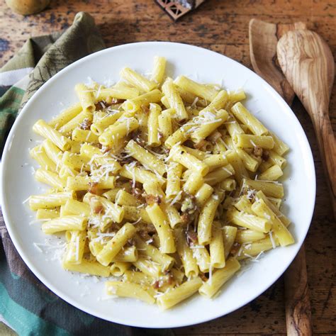 pasta-carbonara-andrew-zimmern image