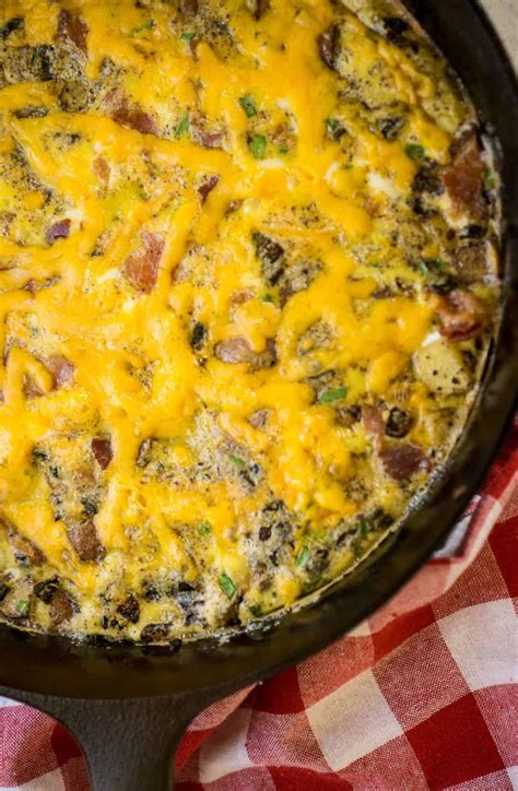 baked-omelet-in-a-cast-iron-skillet-hearts-content-farmhouse image