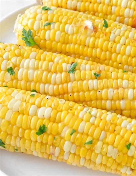 oven-roasted-corn-on-the-cob-herbs-flour image