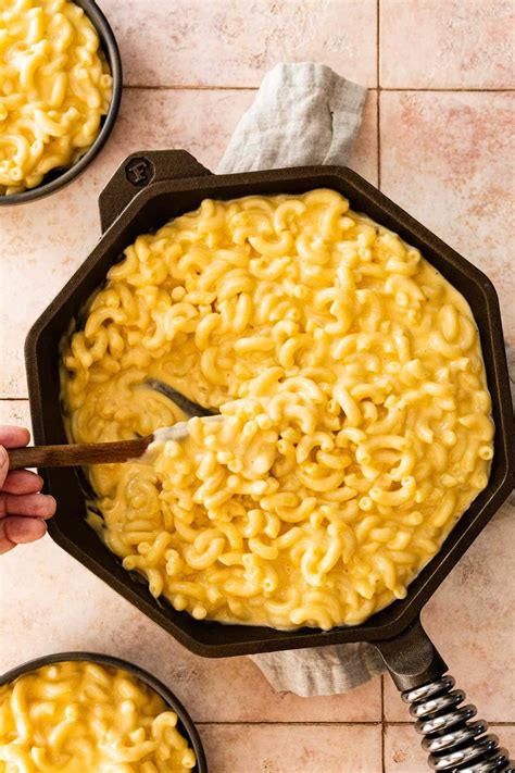 skillet-creamy-mac-and-cheese-recipe-dinner-then image