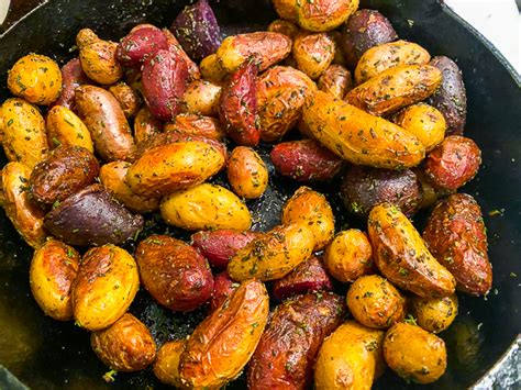 how-to-cook-fingerling-potatoes-the-amateur-gourmet image