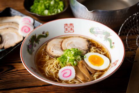 6-simple-ramen-recipes-to-make-at-home-2023 image