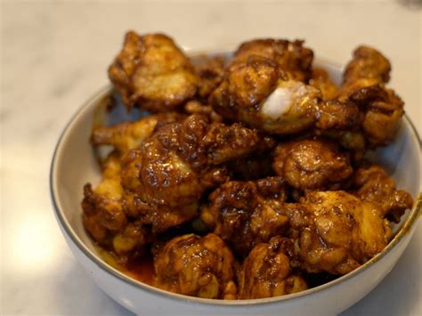 hot-ones-inspired-baked-chicken-wings-gordon image