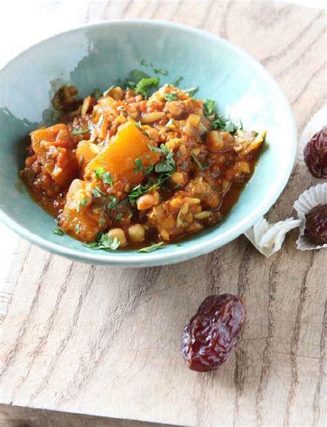 north-african-squash-and-chickpea-stew-river-cottage image