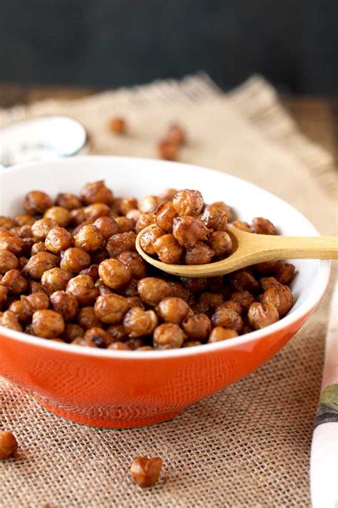 crispy-oven-roasted-chickpeas-garbanzo-beans image