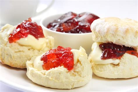 buttery-scones-with-lemon-curd-the-heritage-cook image
