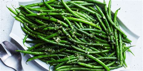 haricots-verts-thin-french-green-beans-with-herb-butter image