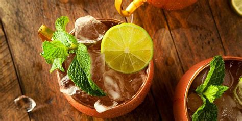 13-best-mule-cocktail-recipes-the-mixer image