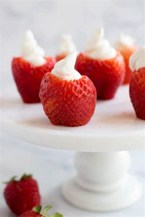 cream-cheese-filled-strawberries-artzy-foodie image