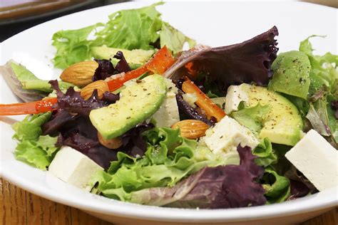 avocado-tofu-salad-jazzy-vegetarian-vegan-and-delicious image