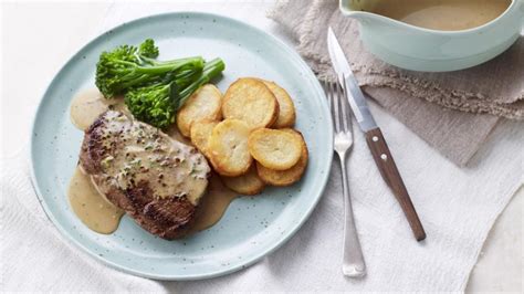 fillet-steak-with-peppercorn-sauce-recipe-bbc-food image
