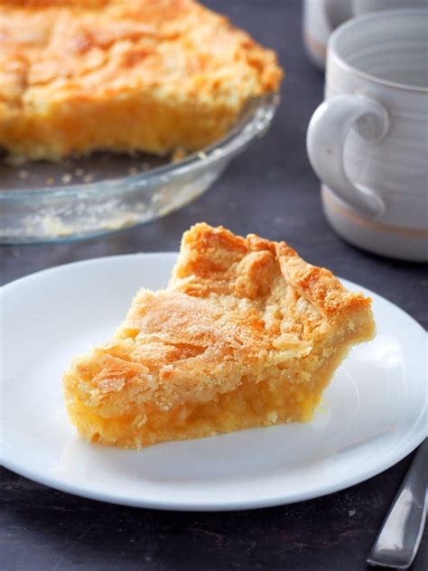 pineapple-pie-delicious-and-easy-baking image