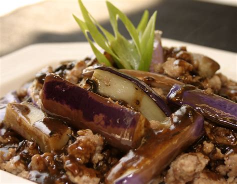 spicy-eggplant-with-black-bean-garlic-sauce-lee-kum-kee image