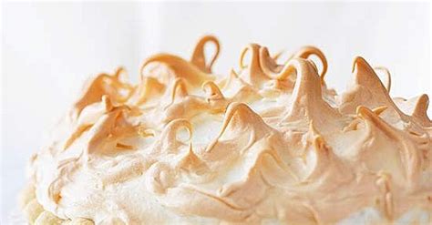how-to-make-the-fluffiest-meringue-pie-topping image