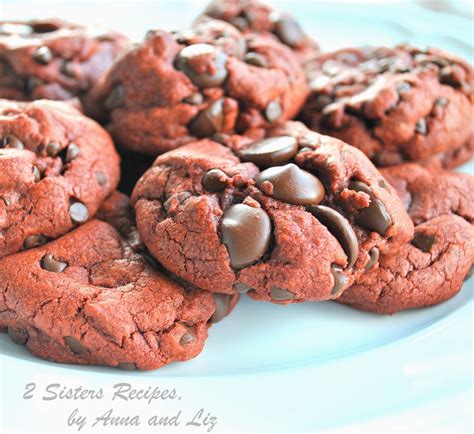 chewy-triple-chocolate-chip-pudding-cookies-2 image